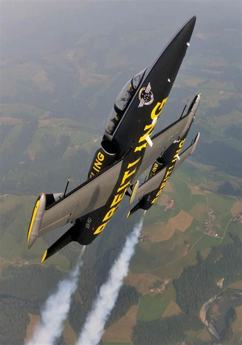 Breitling Fighters Team 